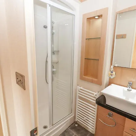 Nyaraló No 35 Meadows Retreat Park