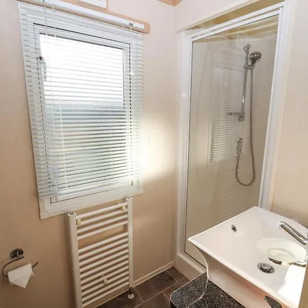 No 35 Meadows Retreat Park *